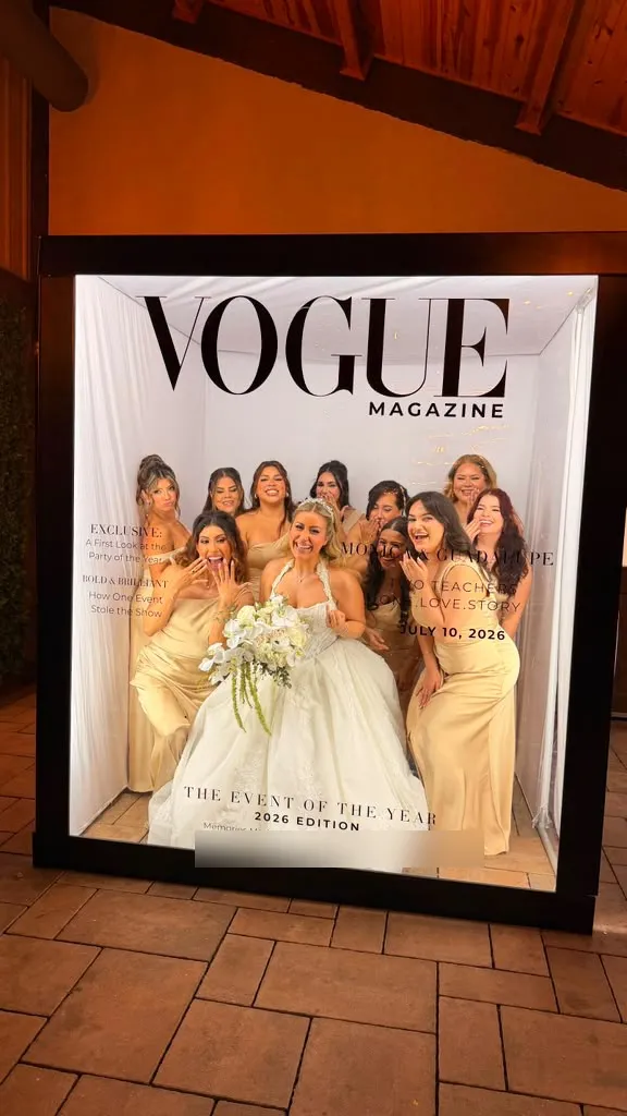 Bride and bridesmaids filling the Magazine Box